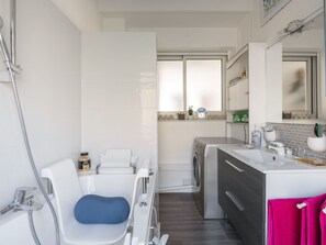 Apartment | Badezimmer | Handtücher