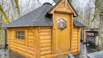 Bungalow | Exterior