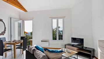 House | Living room