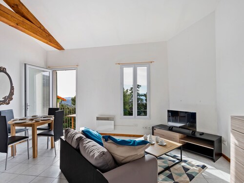Alluring Holiday Home in Magagnosc With Balcony
