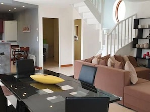 Living room - Enticing Holiday Home in Escardes With Garden (Escardes)