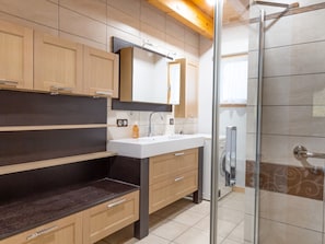 Bathroom - Homely Holiday Home in Hultehouse Near Forest (Hultehouse)