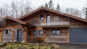 House | Bahagian luar