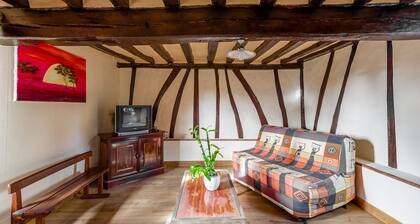Quaint Holiday Home in Saint-germain-sur-bresle With Garden