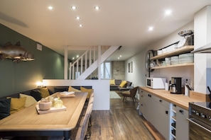House | Private kitchen - Jane Austen Lake Retreat (Dun-sur-Meuse)