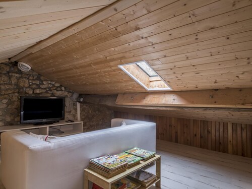 Jane Austen Lake Retreat