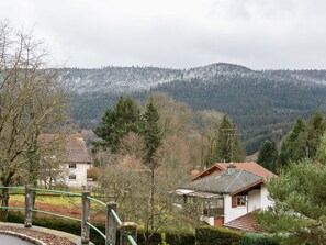 Exterior - Cosy Apartment in Saulxures-sur-moselotte With Forest Nearby (Saulxures-sur-Moselotte)