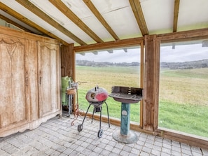 Balcony - Captivating Holiday Home in Scorbe-clairvaux With Terrace (Scorbé-Clairvaux)
