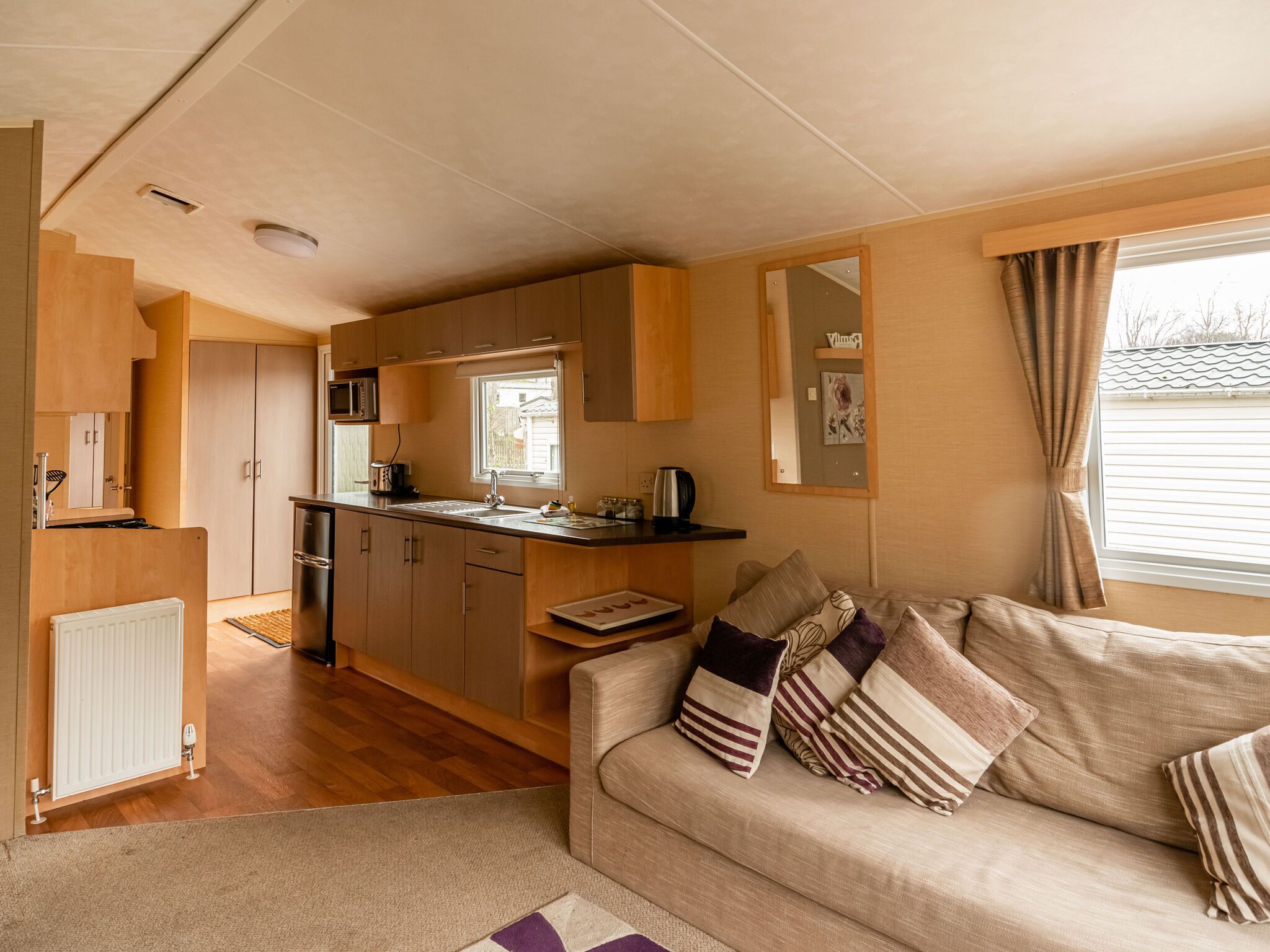 Mobile Home | Living room