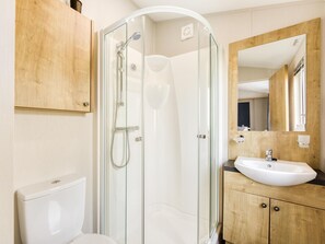 Unclassified image, 5 of 40, button - Cosy Home in Hastings With Balcony (Rye)