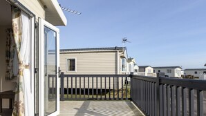 Mobile Home | Balcony