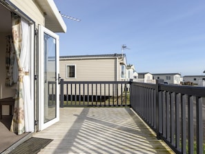Mobile Home | Balcony