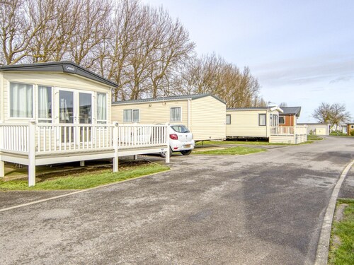 Simplistic Home in Hastings near Rye Castle Musuem