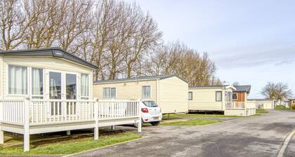 Simplistic Home in Hastings near Rye Castle Musuem