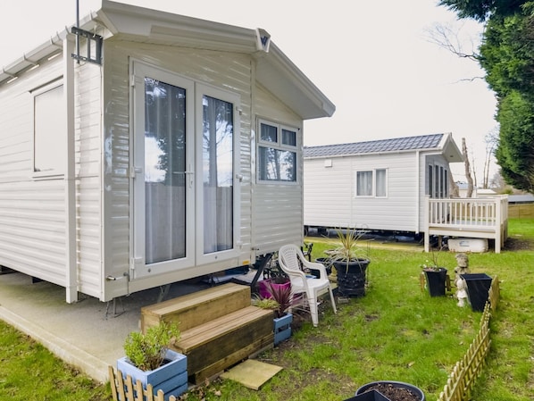Mobile Home | Exterior