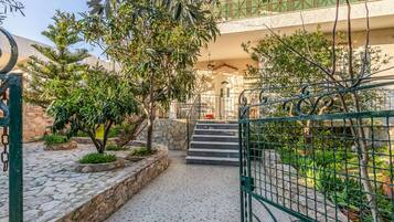 Apartment | Exterior