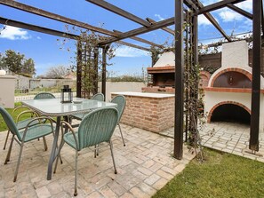 Villa | Balcony