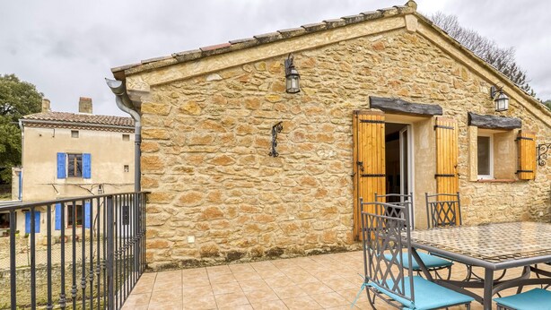 Exterior - Graceful Cottage in Malaucène With Private Swimming Pool (Malaucene)