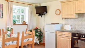 Dining - Boutique Apartment in Bere Regis With Pond (Wareham)