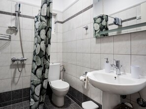 Casa | Banheiro | Chuveiro, toalhas de banho
