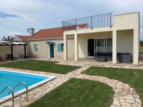 House | Exterior
