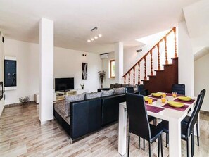 House | Living room