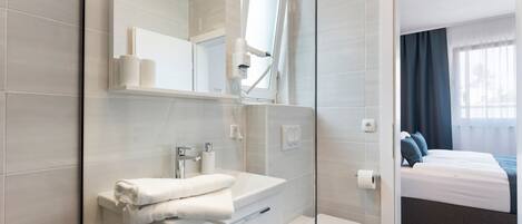 House | Bathroom