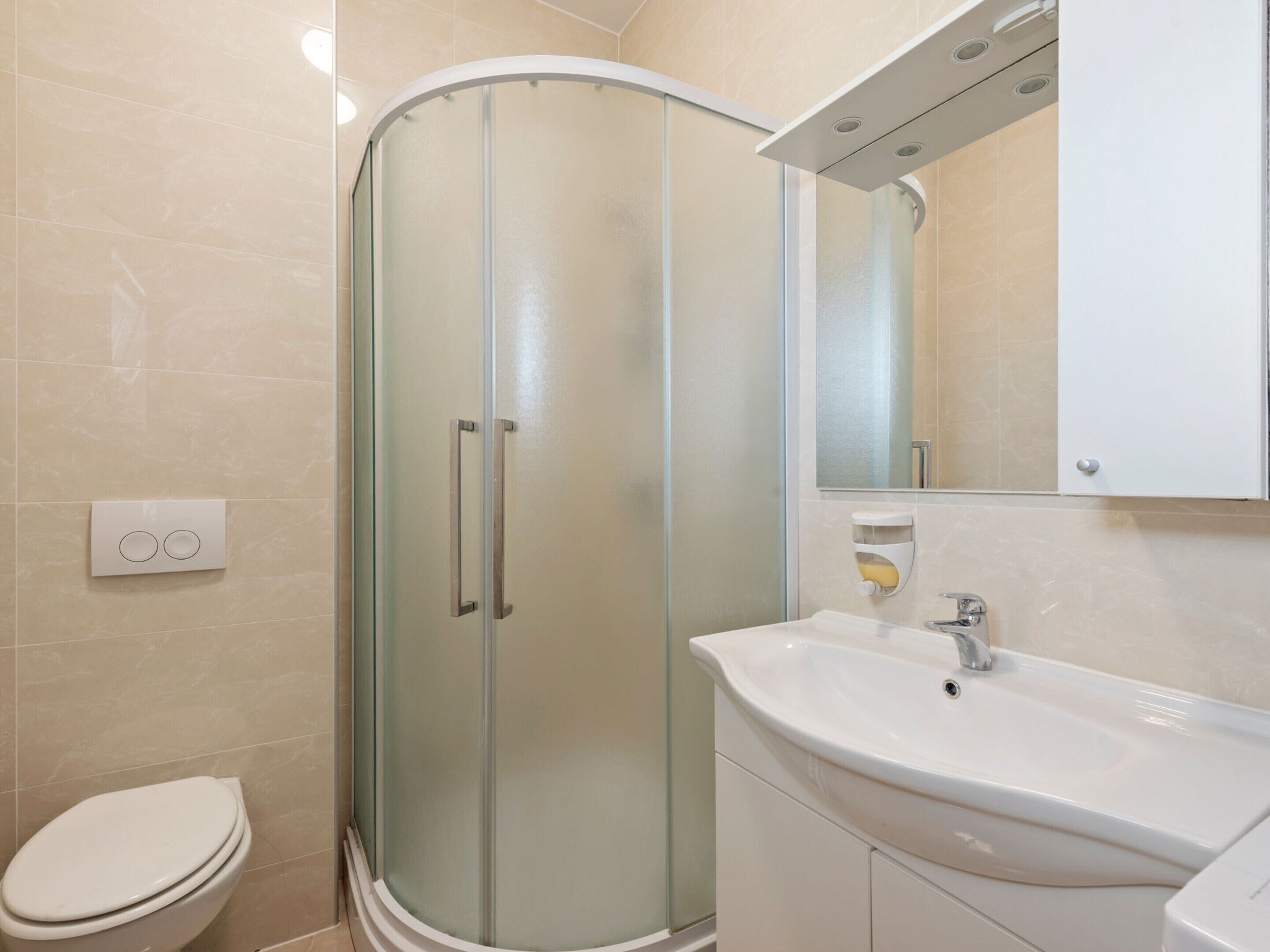 Apartment | Bathroom