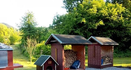 Alluring Holiday Home in Orahovica near Lake