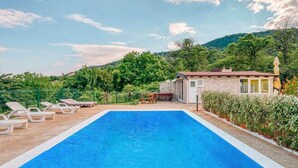 Pool - Simplistic Holiday Home in Lovran With Swimming Pool (Opatija)