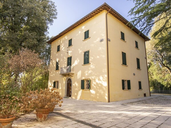 House | Exterior - Mansion in Citerna With Pool & Terrace (Citerna)