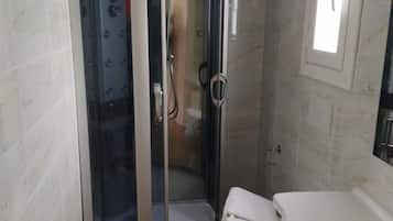 Chalet | Bathroom | Shower