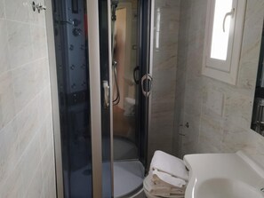 Chalet | Salle de bain | Douche