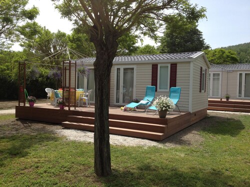 Attractive Chalet in Bracciano With Swimming Pool