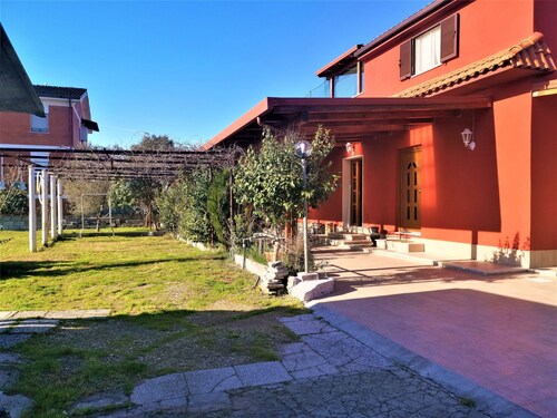Tranquil Holiday Home in Roma with Garden near Ostia Antica