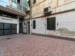 Exterior - Elegant Holiday Home in Catania With Terrace (Catania)