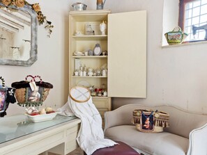 House | 2 bedrooms - Beautiful Holiday Home in Niscemi With Private Garden (Niscemi)