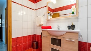 Apartment | Badezimmer