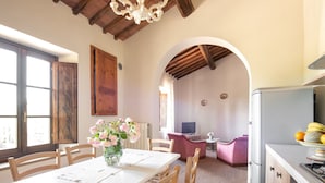 Dining - Secluded Apartment in Rapolano Terme With Garden (Rapolano Terme)