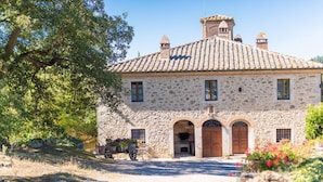 Exterior - Secluded Apartment in Rapolano Terme With Garden (Rapolano Terme)