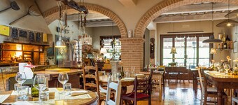 Belvilla โดย OYO Geranio