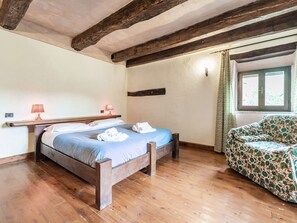 1 habitación, muebles diferentes, wifi gratis y ropa de cama 