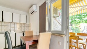 Ảnh chưa phân loại, 4 trong số 30 ảnh, nút