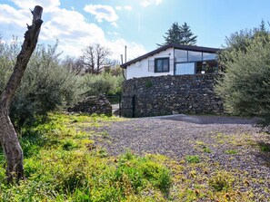 Exterior - Lovely Villa in Piedimonte Etneo With Private Swimming Pool (Piedimonte Etneo)