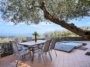Balcony - Lovely Villa in Piedimonte Etneo With Private Swimming Pool (Piedimonte Etneo)