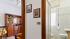 Ảnh chưa phân loại, 5 trong số 20 ảnh, nút