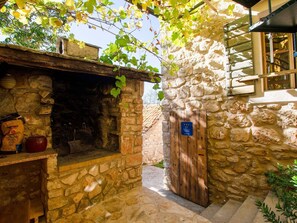 Reception - Tranquil Apartment in Marine Zemlje near Stiniva Beach (Vis)