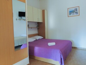 1 bedroom