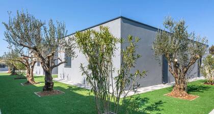 Holiday Home in Vir Near sea Beach
