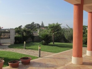 Reception - Alluring Holiday Home in Modica With Garden (Modica)